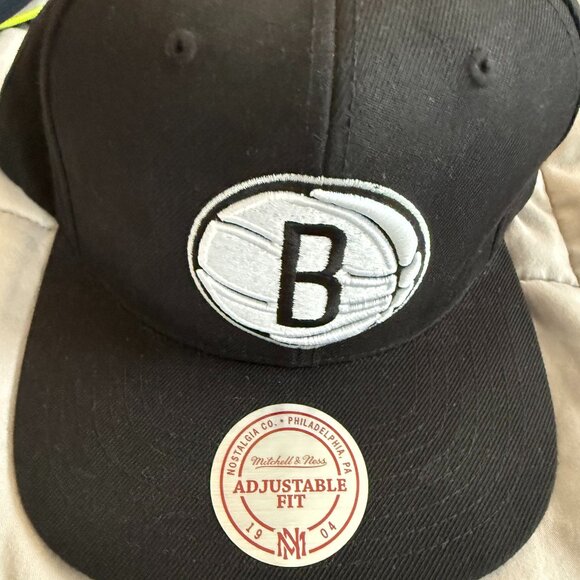 Mitchell & Ness Brooklyn Nets Adjustable Fit Cap - Black - Picture 1 of 1